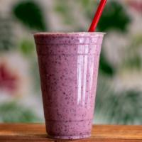 Very Berry Smoothie · Blueberries, strawberries, banana, coconut water, coconut milk.