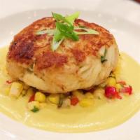 Maryland Crab Cake · Mesclun greens, roasted red bell pepper remoulade.