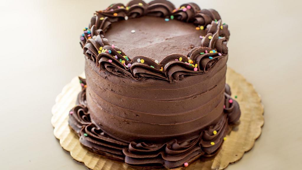 Chocolate Mini Cake · Serves 3-4 people