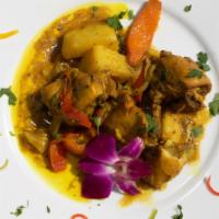 Curry Chicken  Medium Meal · 