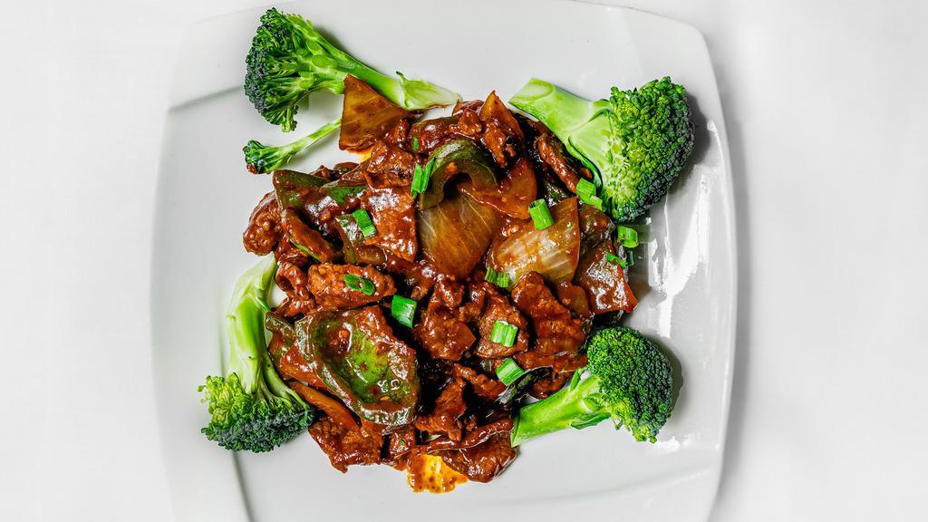 Shaptak · beef sauteed with bell peppers,onions &himalayas spices