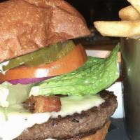 Hamilton'S Signature Burger · Signature beef blend, asiago cheese, bacon, LTO, smoked aioli.