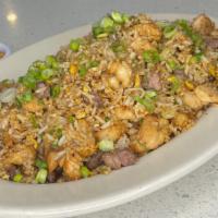 Chaufa De Pollo · Chicken Fried Rice