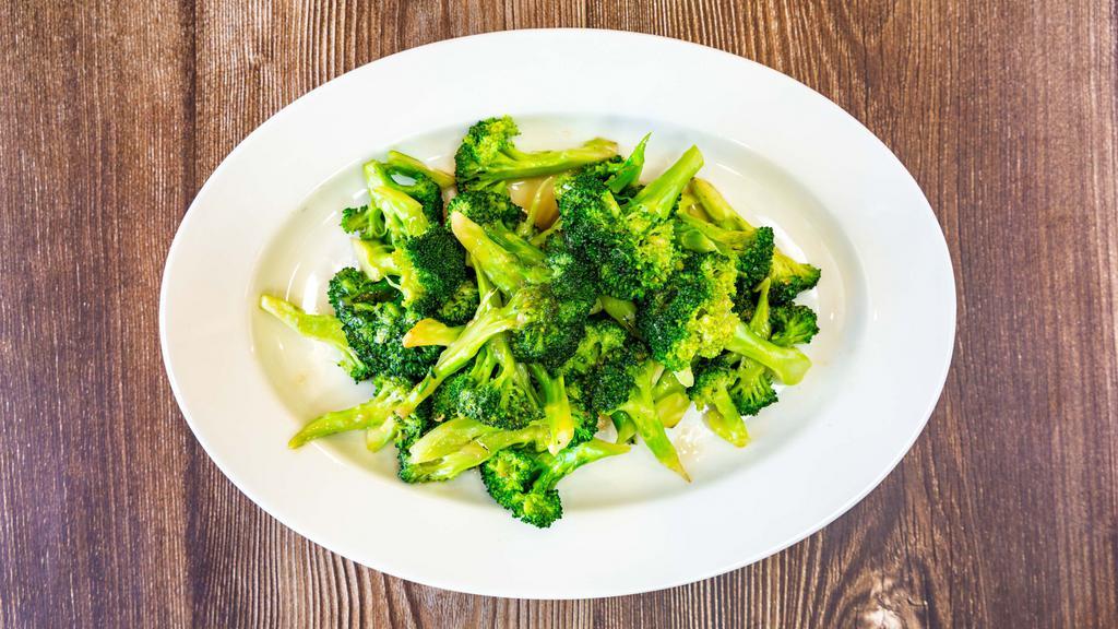Stir-Fried With Broccoli Plate · 
