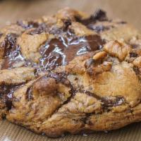 Hershey'S Cookies & Cream
 · 