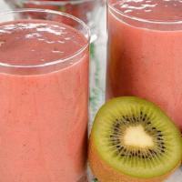  Kiwi Strawberry Smoothie · Kiwis, strawberries, local banana, organic apple juice,  honey