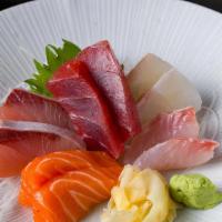 Sashimi Lunch · 10 pcs assorted fish.