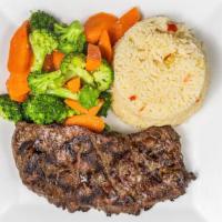 10 Oz. Grilled Sirloin Steak · 100% USDA choice angus beef marinated and grilled, served with a side of fresh veggiez.