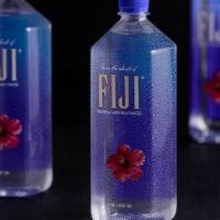 Fiji Water | Large · 