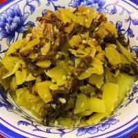 Homemade Chinese Sauerkraut / 自制酸菜 · 