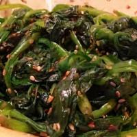 Goma Ae · Boiled Spinach Mixed
w/ Sesame Sauce.
