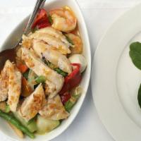 Chopsuey · Stir fry veggies with quail eggs, chicken, shrimp.