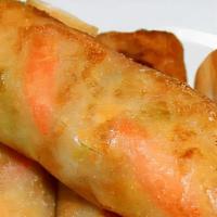 Lumpiang Prito · Fried Vegetable eggroll (2 pcs)