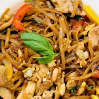 Sen-Jan Drunken Noodles With Chicken · Try our Sen-Jan Drunken Noodles. Sen-Jan is a long thin rice noodle, a close cousin of the t...