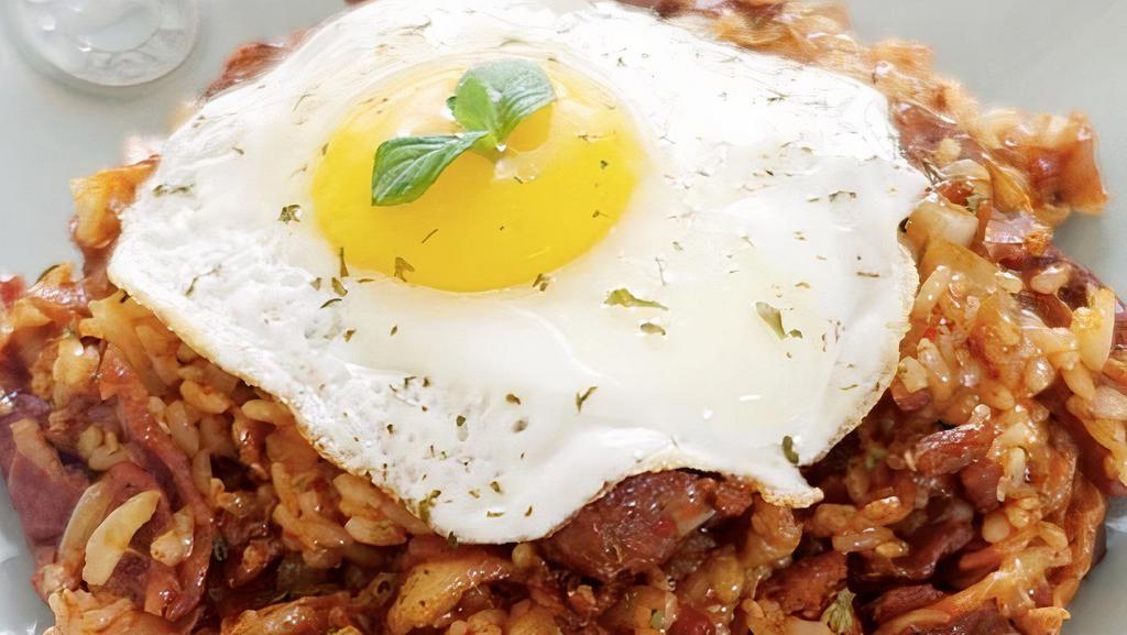 Bulgogi Kimch Bokkeumbap · Fried Rice With Bulgogi , Kimch And Fried Egg