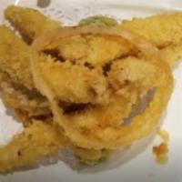 Tempura Appetizer · 2 pieces jumbo shrimp with 4 pieces fried veg.