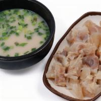Dogani Tang · Ox bone soup with ox knees.