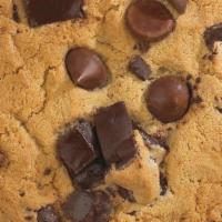 Hershey'S Triple Chocolate Cookie · 