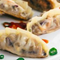 Veggie Dumplings · Veggie dumplings