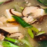海 鲜 汤/Seafood Soup · Large.