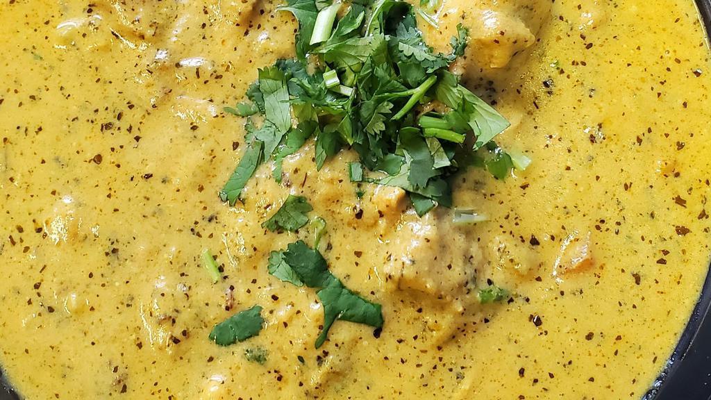  Korma (Seasoned Cream Sauce) · Your Choice cooked in a mildly spiced creamy cashew and almond sauce. Side of basmati rice & raita.