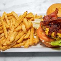 Bacon Cheese Burger · crispy bacon, melted american cheese, lettuce, tomatoes and onions.