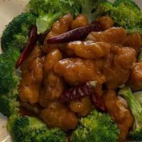 General Tso'S Chicken · Stir fried boneless chicken with broccoli in chef sauce. Hot and spicy.