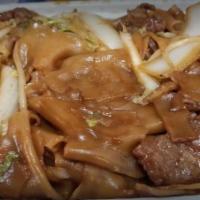 Beef Chow Fun · Broad rice noodles.