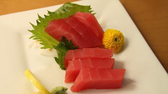 Tuna Sashimi · Tuna Sashimi 6 pcs