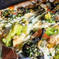 Veggie Pizza · Tomato, Onion, Spinach, Broccoli, Eggplant, Black/Green Olives, Mushrooms, Garlic, Cheese.