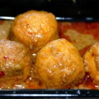 Curry Fishballs / 咖喱魚丸 · Hot & spicy.
