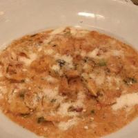 Fettucine Cara Mia · Jumbo lump crab meat, shrimp, shallots, diced tomato, chili flakes, garlic, white wine, and ...