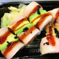 Sweet Heart · Shrimp tempura, spicy salmon inside, top with smoked salmon, avocado, eel and spicy mayo.