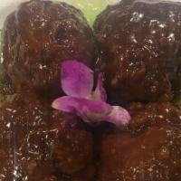 Lion'S Head (Stewed Pork Meatballs) · 