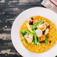 Seafood Pan-Fried Noodles · 