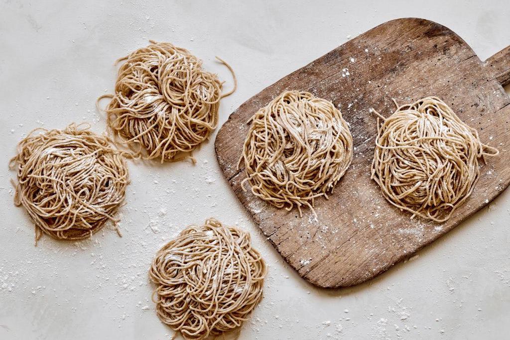 Whole Wheat Noodles (Uncooked) · A sleeve containing five of our 5 oz-wt portions of our whole wheat noodles.  Perfect for making honeygrow at home! See the honeygrow website for cooking recommendations.