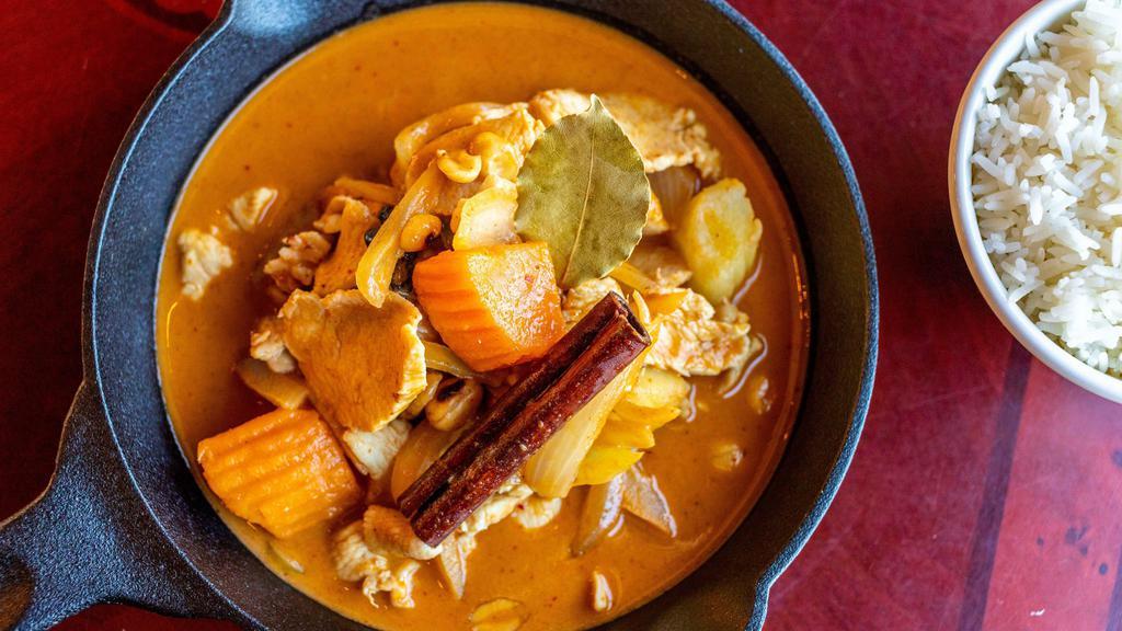 Massaman Curry - Gluten Free · Onion, potato and peanuts in a coconut massaman curry sauce, with the protein of your choice, garnished with fried shallot. Served with Jasmine rice.