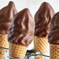 Brown Bonnet · Freshly made vanilla or chocolate ice cream, dipped in chocolate and served on a sugar cone.