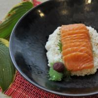 Sake Don · Ten pieces salmon sashimi over sushi rice.