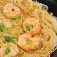 Shrimp With Noodle Soup · 鲜虾汤面.