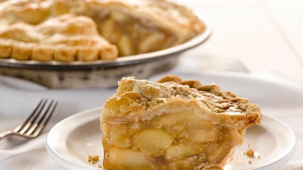 Homestyle Apple Pie, Slice · Juicy sweet apples baked fresh inside a golden flaky crust.. (570 cal/slice).