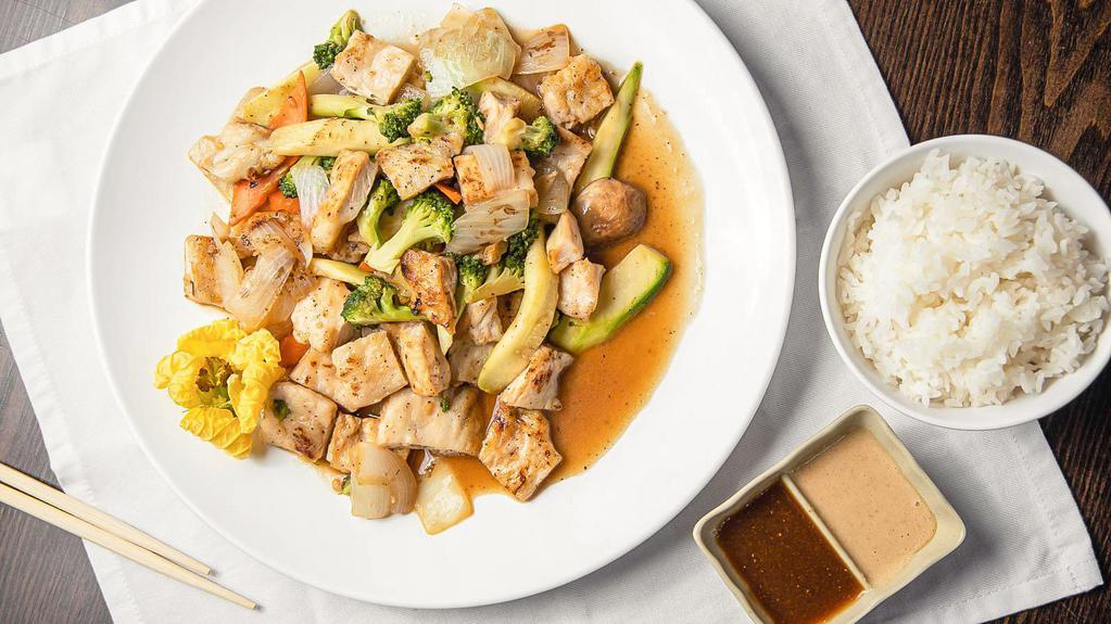 Chicken Hibachi · Comes with a side of white rice and choice of soup or salad.