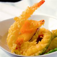 Shrimp And Vegetable Tempura Entree · Shrimp and vegetable tempura, a side of white rice and choice of soup or salad.