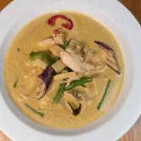 Green Curry · Coconut milk, bamboo shoot, bell pepper, eggplant, string bean and basil.