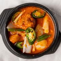 Dakdori Tang 닭도리탕 · Medium spicy. Korean spicy chicken stew.