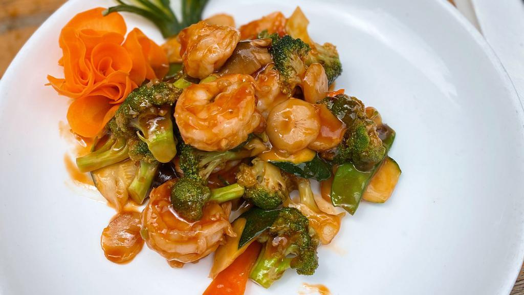 Jumbo Shrimps W. Mixed Vegetable · sauteed prawns and broccoli, snow peas, green pepper, luffa, water chestnut w. brown sauce