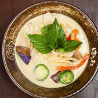 C1 Green Curry · Bell peppers, long hot chilli, bamboo shoots, eggplant, basil leaves.