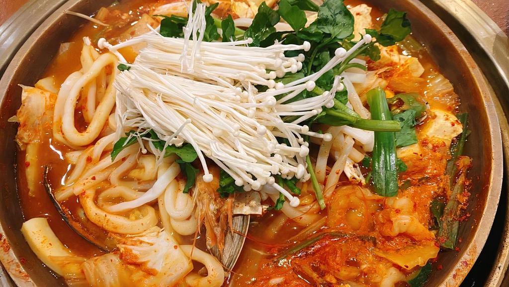 M-18. Haemul Suke Jjigae · Low sodium. Spicy seafood stew with vegetables.