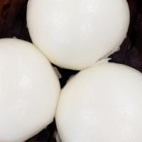 Steamed Egg Yolk Custard Bun - 流沙包 · 