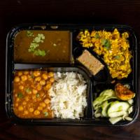 Full Platter · 2 vegetables, Dal, 2 parathas or 3 roti, rice, raita,  aachar, salad & 1 sweet